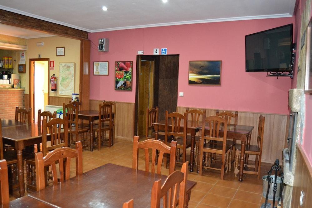Albergue Aurora Boreal Casas del Monte Buitenkant foto